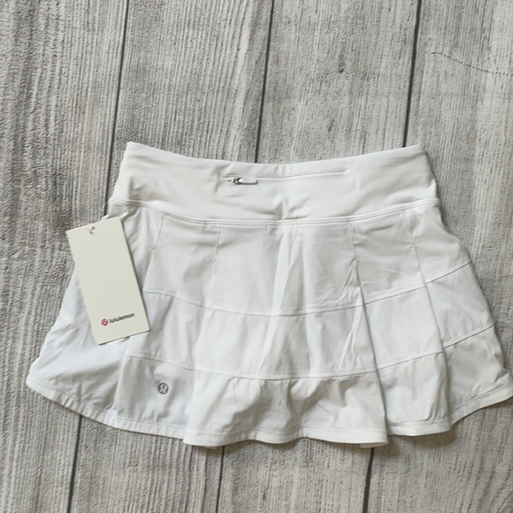 NWT Lululemon Pace Rival Mid Rise TENNIS Skirt Golf WHITE 4 regular length - Picture 8 of 9